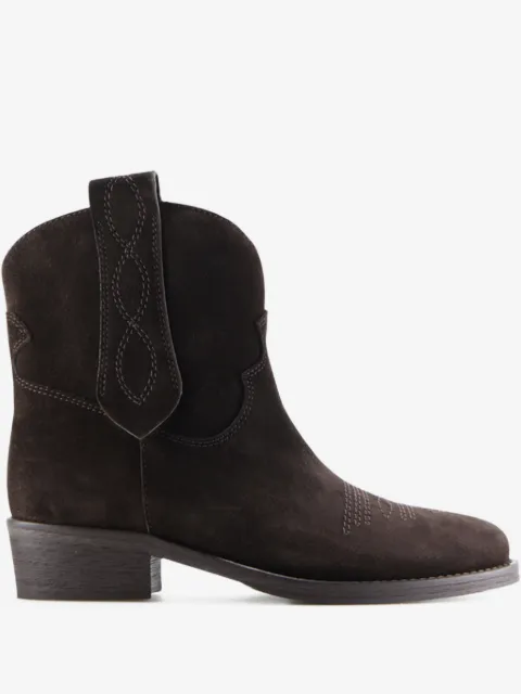 Notabene bottines d'inspiration western en daim