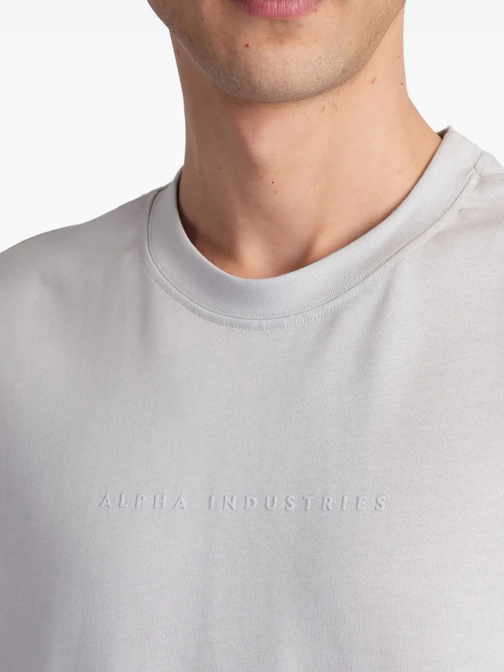 Alpha Industries Katoenen T-shirt met logo-reliëf Grijs
