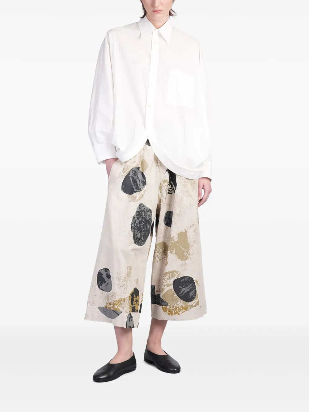 Y's abstract-print trousers - Beige
