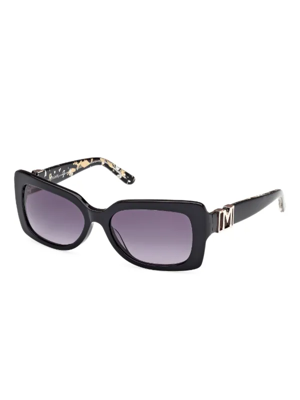 GUESS EYEWEAR ロゴ サングラス | ブラック | FARFETCH JP