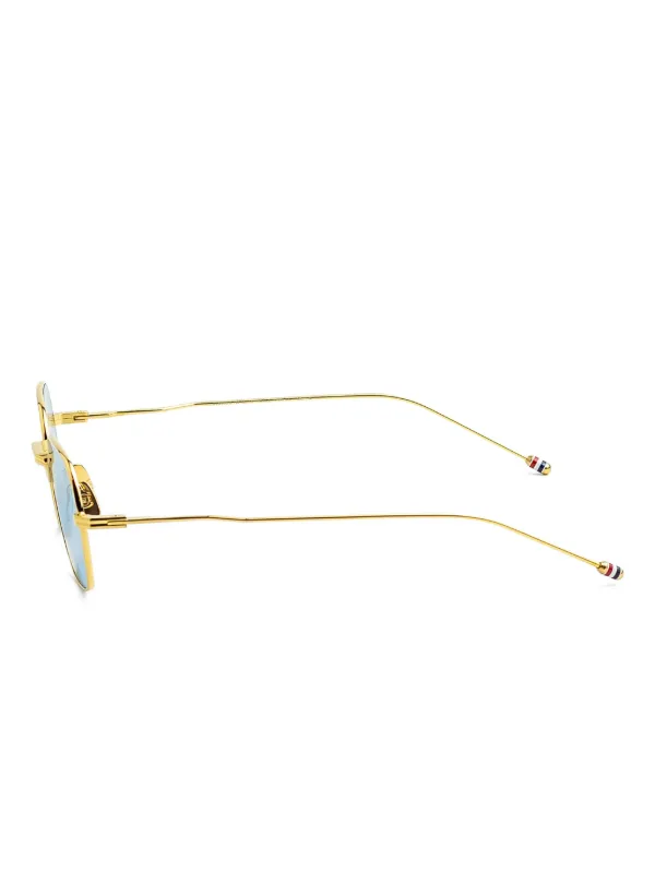 oval-frame sunglasses