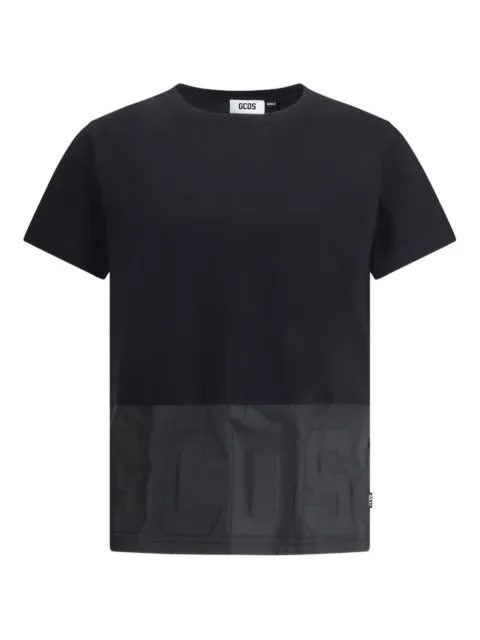 GCDS playera con franja del logo