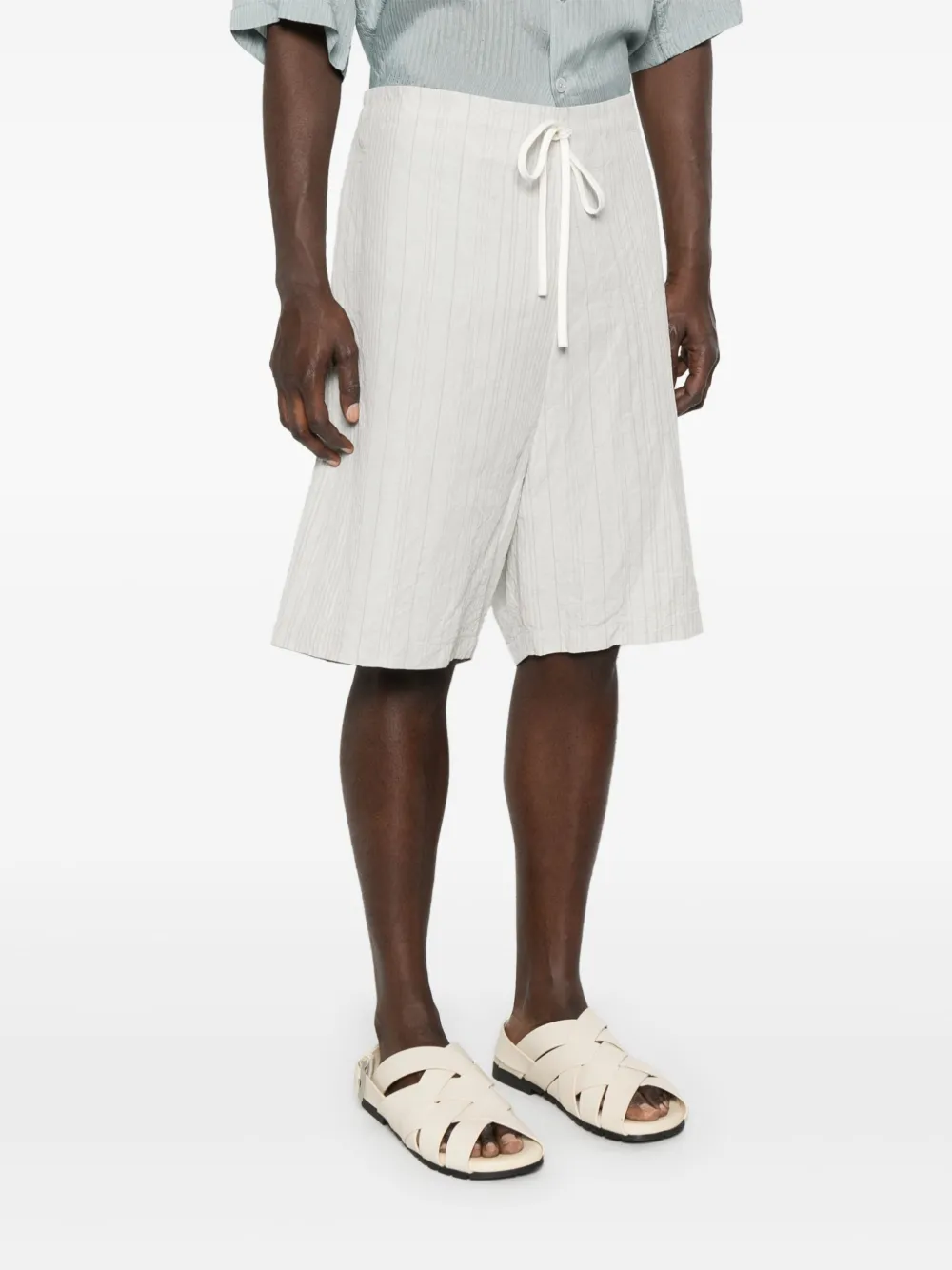 Forme D'expression Gestreepte shorts Grijs