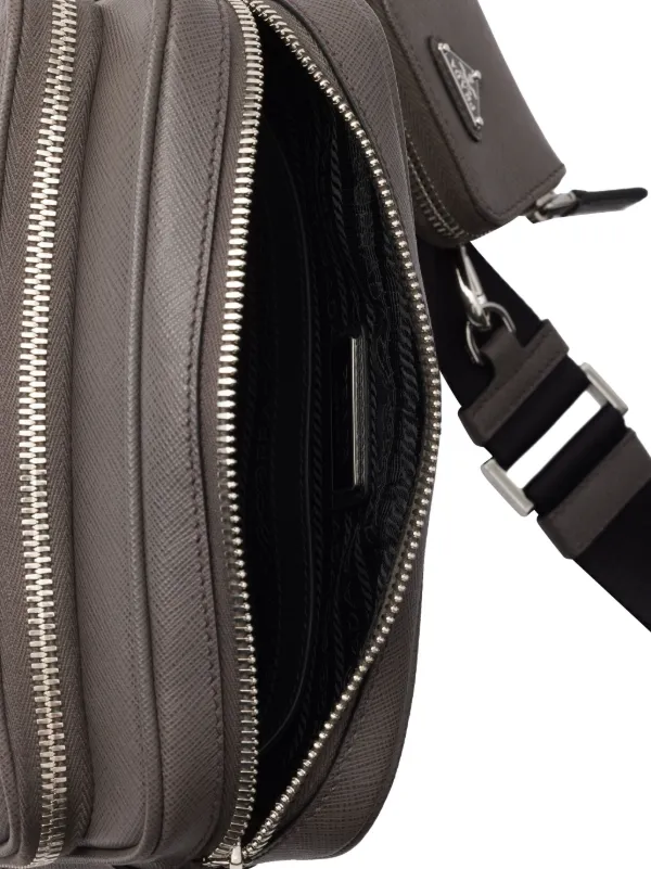 Prada テクスチャード ショルダーバッグ | グレー | FARFETCH JP