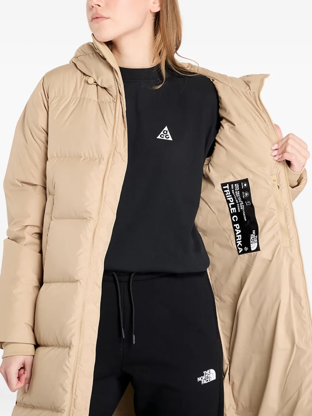 The North Face Triple C parka met capuchon Beige