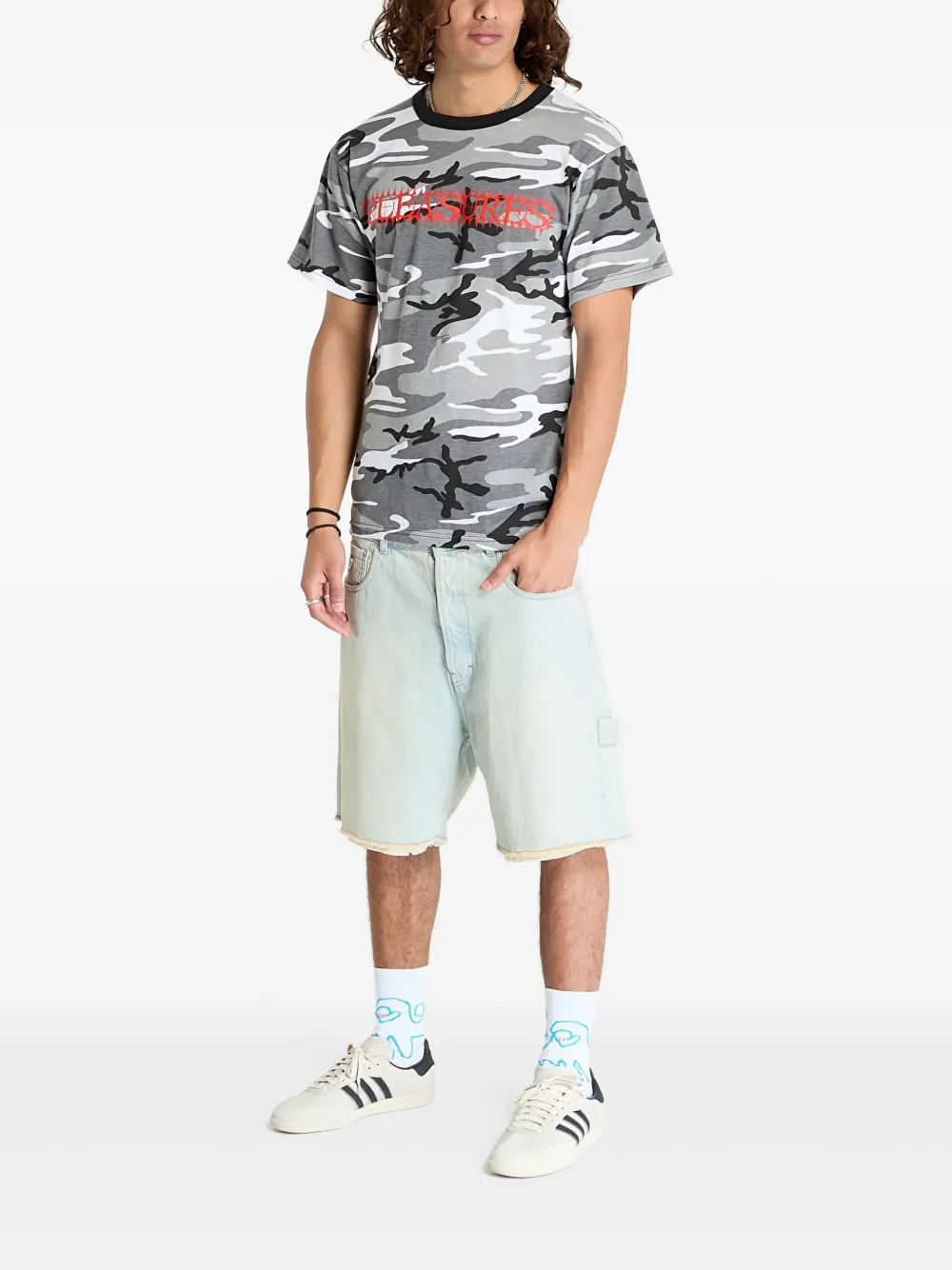 Pleasures playera Spike | Playeras | Image 2