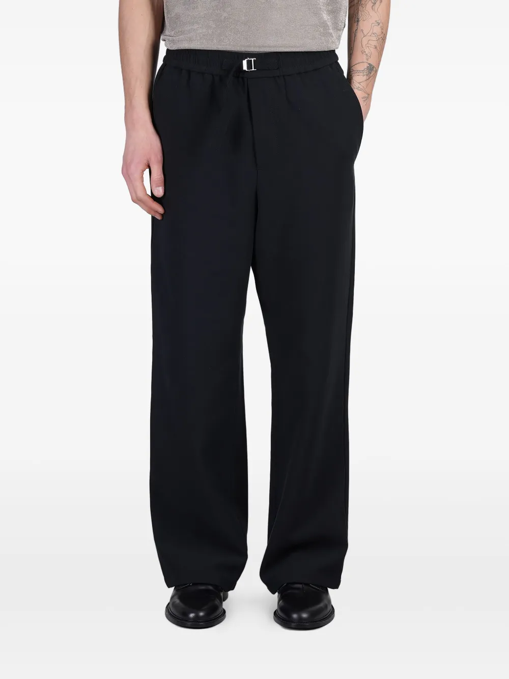 AMI ALEXANDRE MATTIUSSI LOGO-BUCKLED TROUSERS 