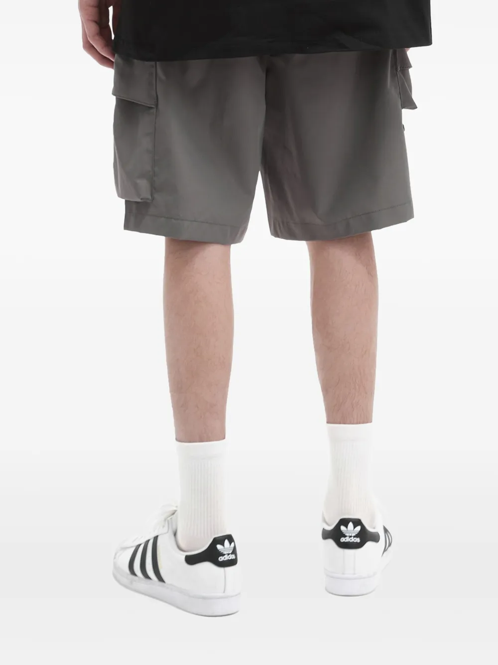 Musium Div. Bermuda shorts met geborduurd logo Grijs