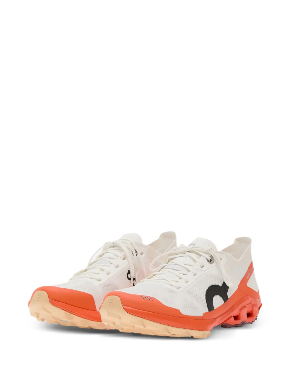 On Running Cloudventure Peak 3 sneakers | Performance Trainers | Image 2