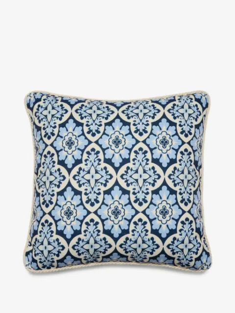 La DoubleJ printed cushion