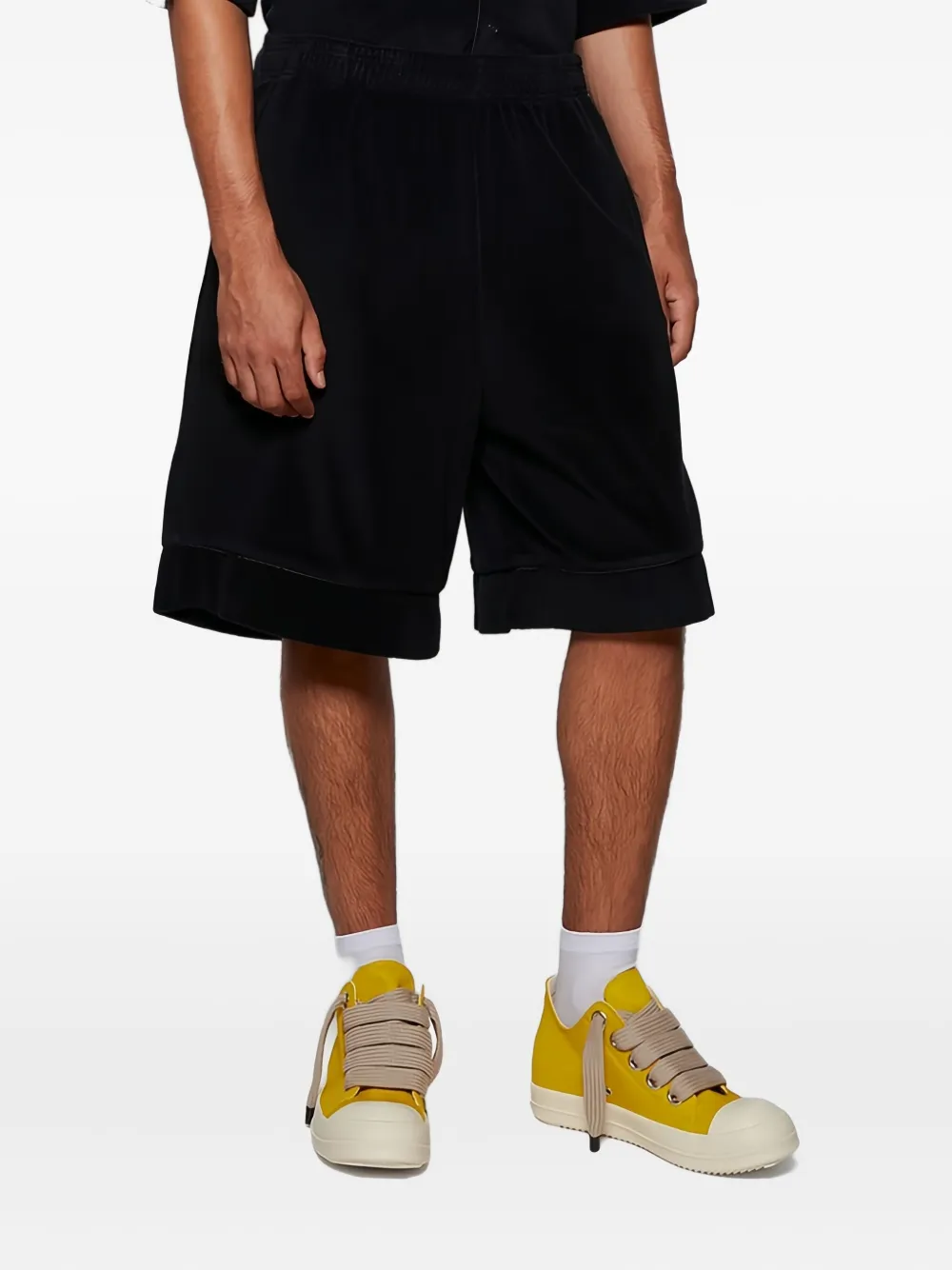 VETEMENTS Towel shorts | Deck Shorts | Image 2