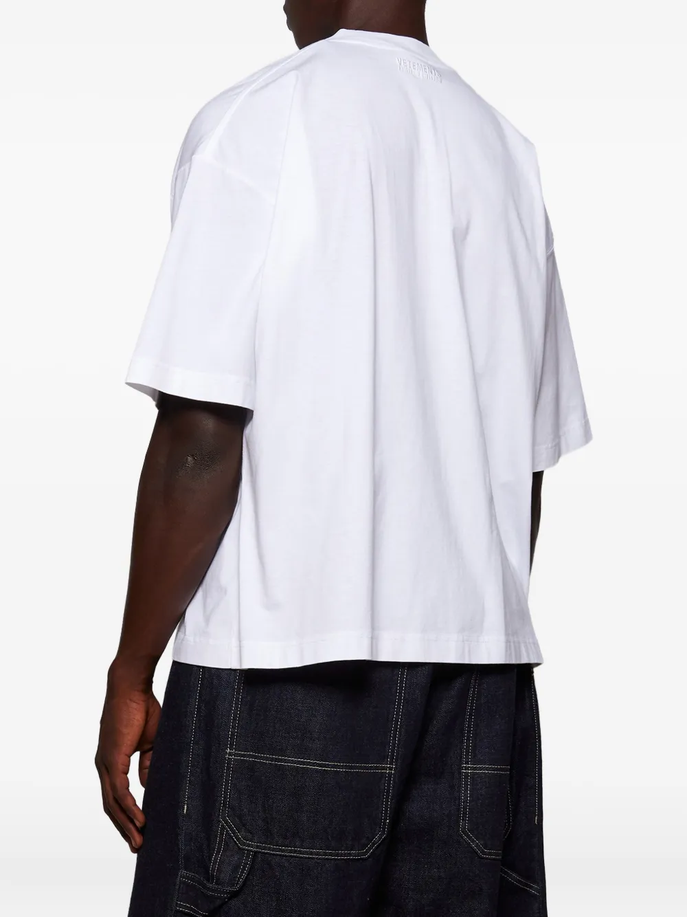 VETEMENTS graphic-logo T-shirt Wit