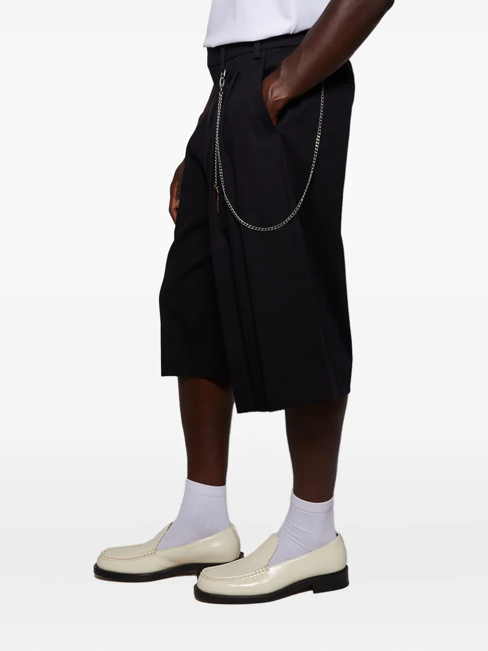 Alexander Wang Pleated Chain-detail Shorts In Blue