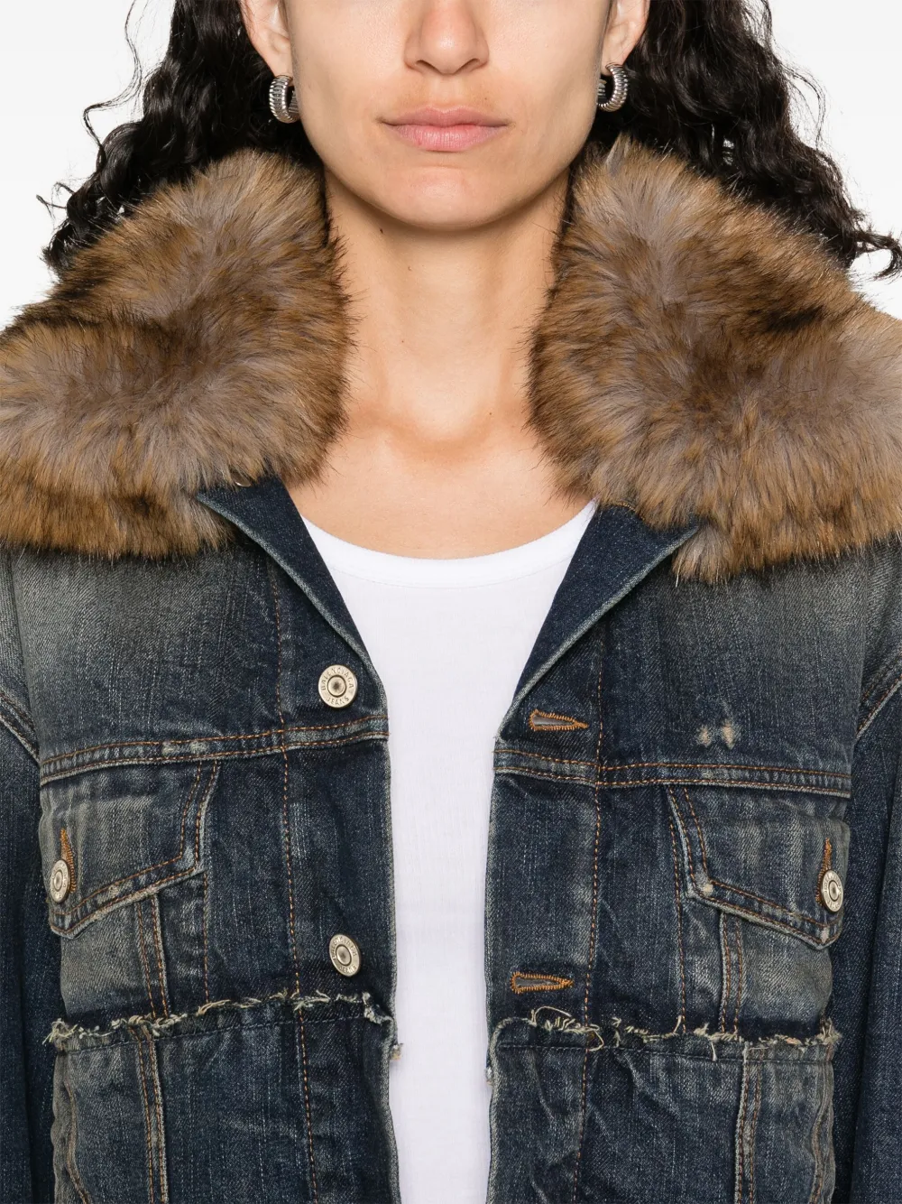Balenciaga Spijkerjack met kraag van imitatiebont Blauw