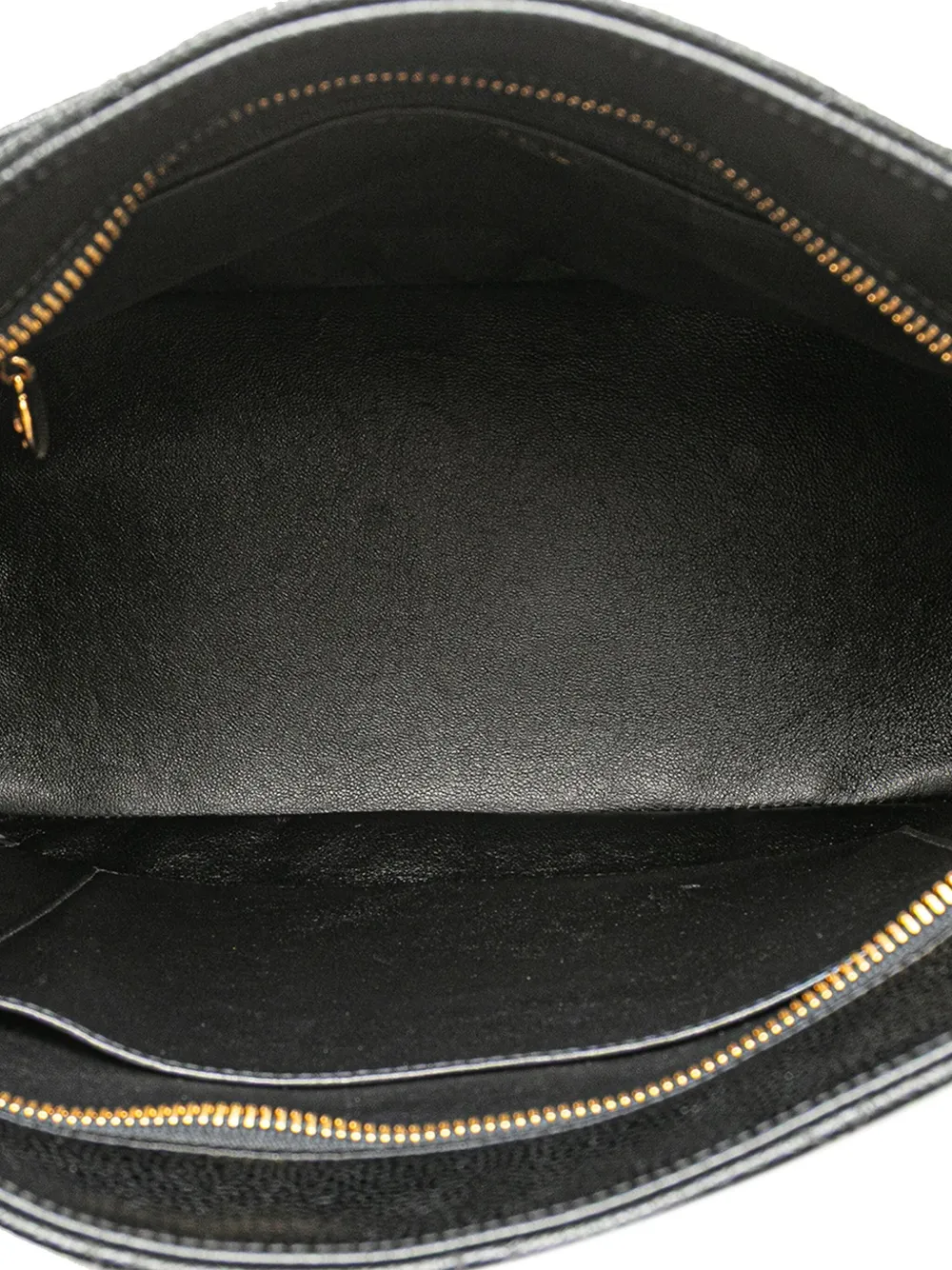 Pre-owned Chanel 1997-1999 Caviar Medallion Tote Bag In 黑色