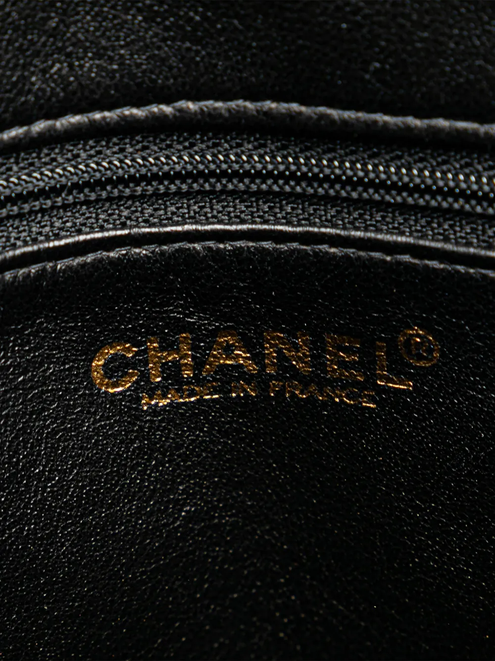 Pre-owned Chanel 1997-1999 Caviar Medallion Tote Bag In 黑色