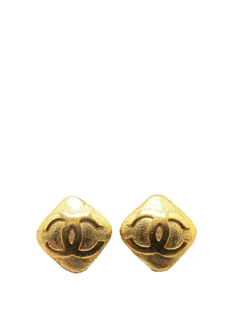 CHANEL Pre-Owned boucles d'oreilles CC Rhombus en plaqué or à fermoir clip (1980-1990)