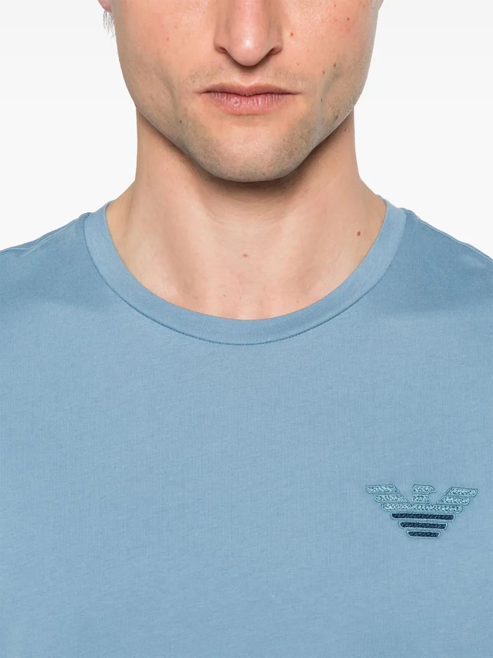 Emporio Armani T-shirt met geborduurd logo Blauw