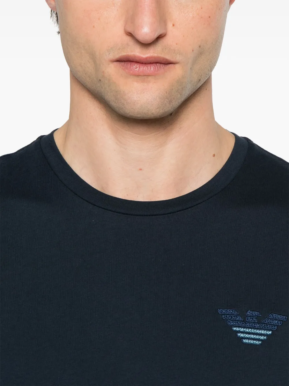 Emporio Armani T-shirt met geborduurd logo Blauw