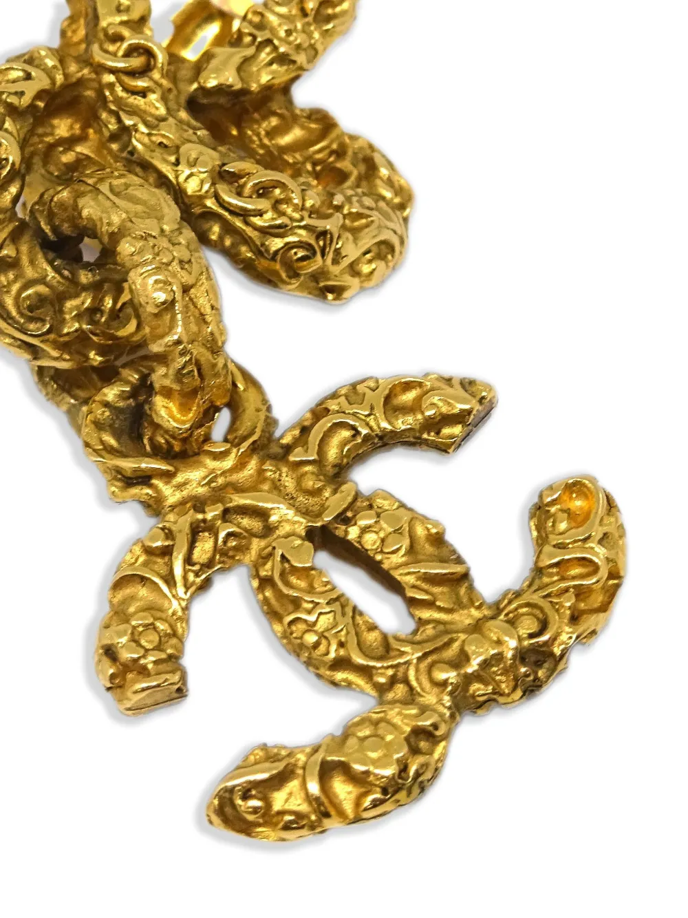 Pre-owned Chanel 1993 Interlocking Cc Earrings In Gold