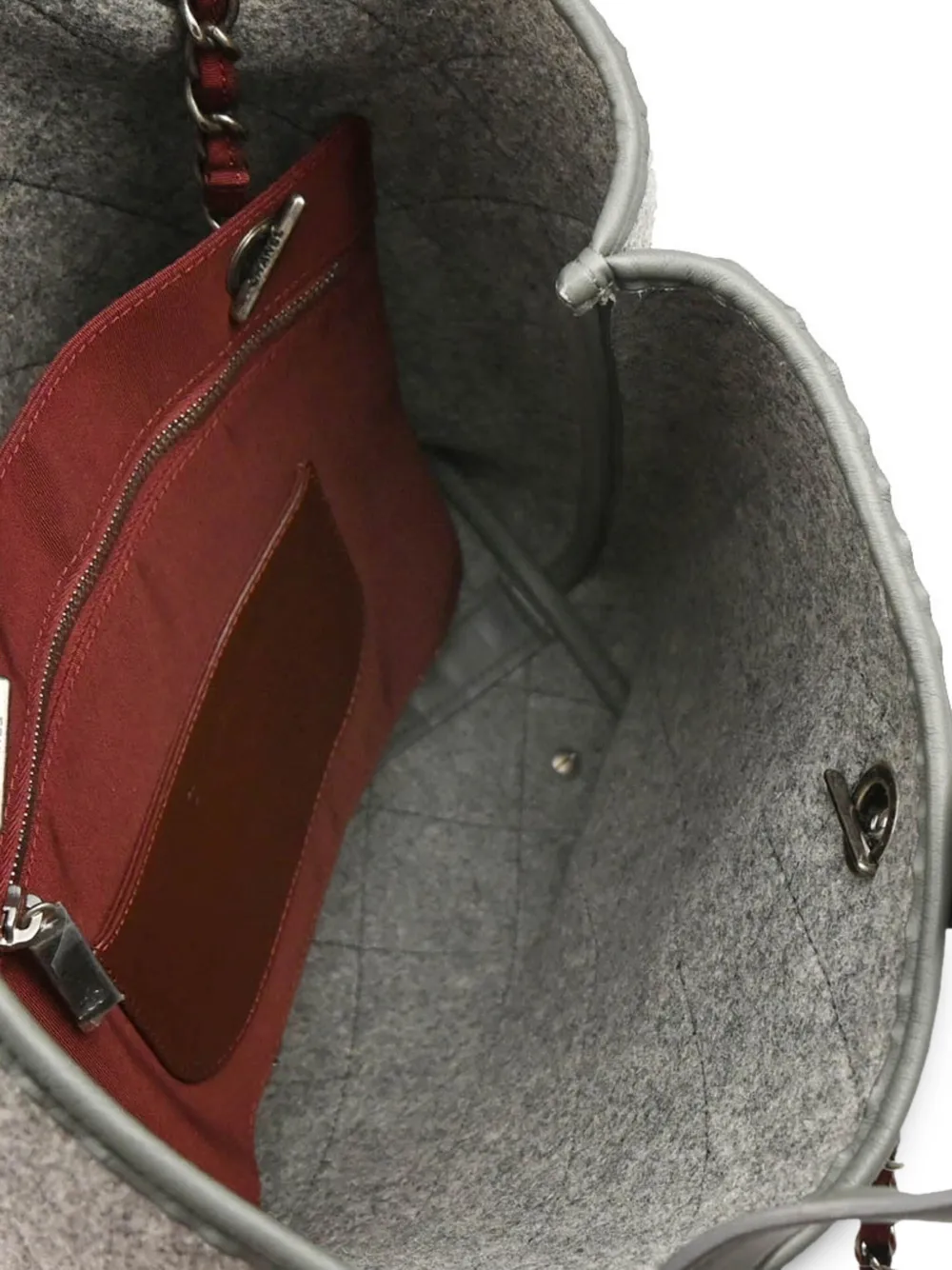 Pre-owned Chanel 2011 Felt Tote Bag In Grey