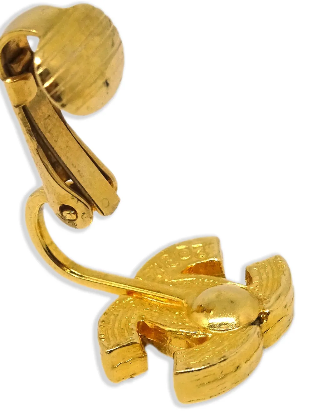 Pre-owned Chanel 1990-2000s Interlocking Cc Earrings In Gold