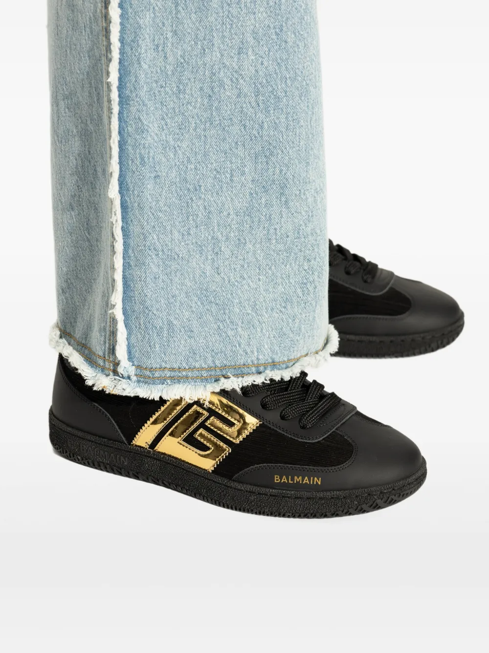 【関税込み】Balmain ローカットスニーカー Balmain ローカット スニーカー | ブラック | FARFETCH JP