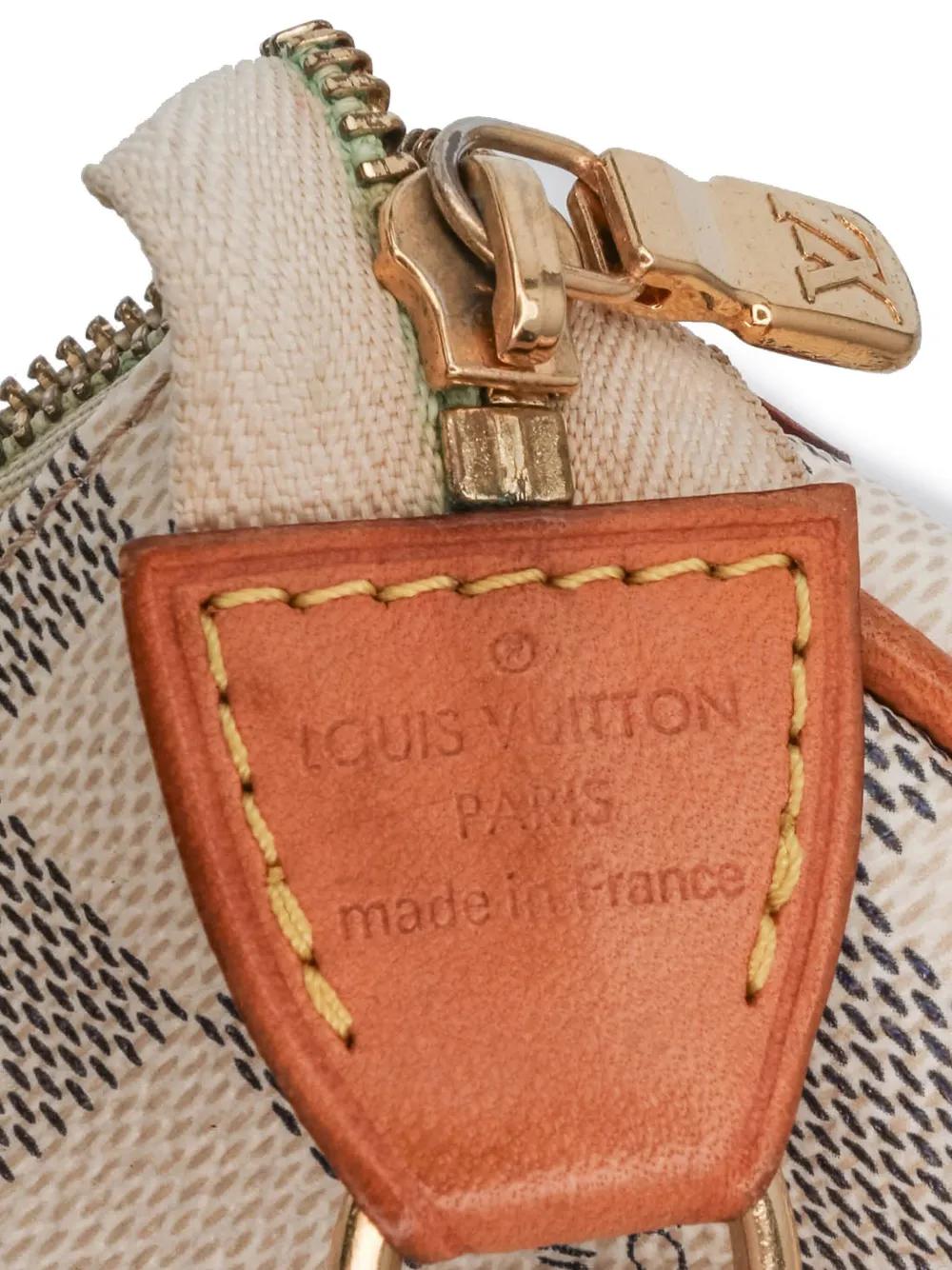 Pre-owned Louis Vuitton 2013 Damier Azur Eva Satchel In 白色