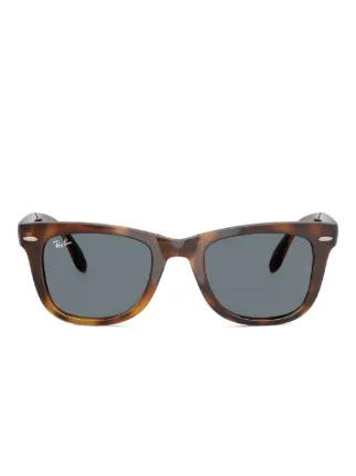 Ray-Ban