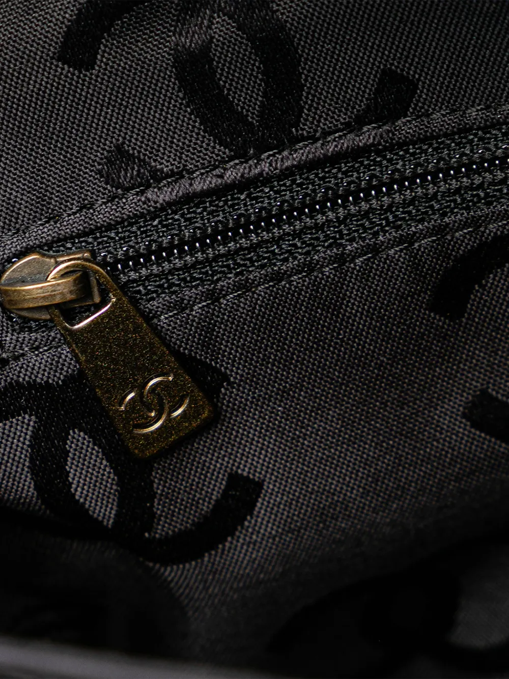 Pre-owned Chanel 2002-2003 Cc Suede Caviar Stitched Tote Bag