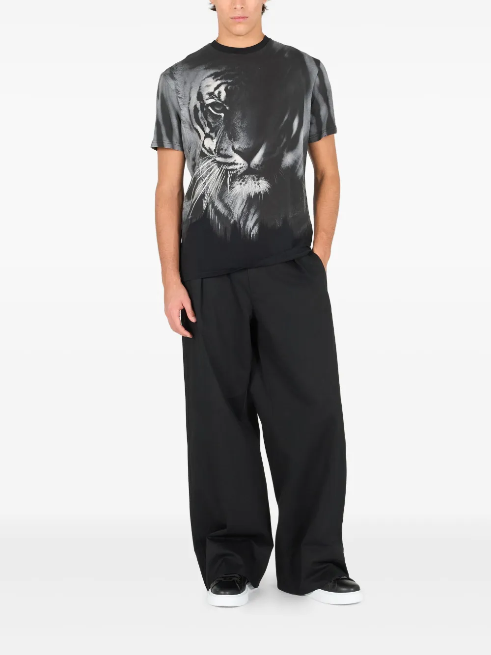Roberto Cavalli T-shirt met tijgerprint - Zwart