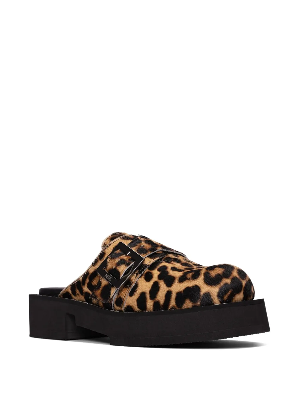 Clarks mules con animal print en colaboración con GCDS | Image 2