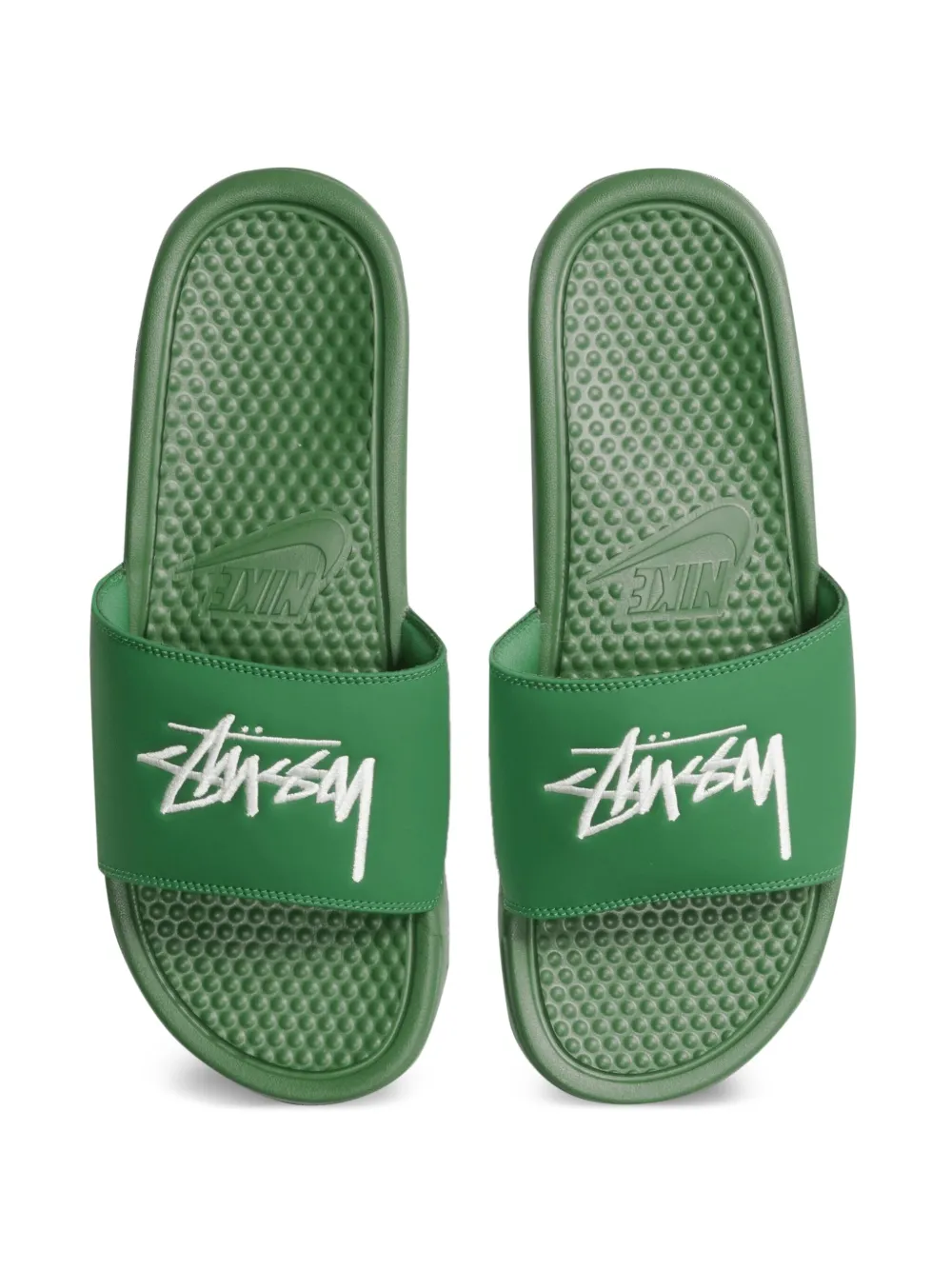 Nike Benassi "Pine Green/Sail" slides | Image 2