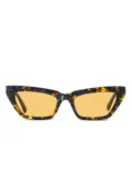 GUESS EYEWEAR x J Balvin cat eye-frame sunglasses - Brown