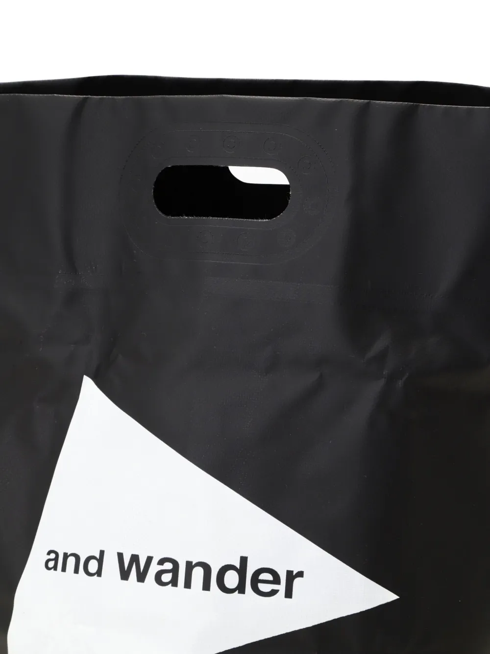 And Wander Storage Bucket Tote Bag In 黑色