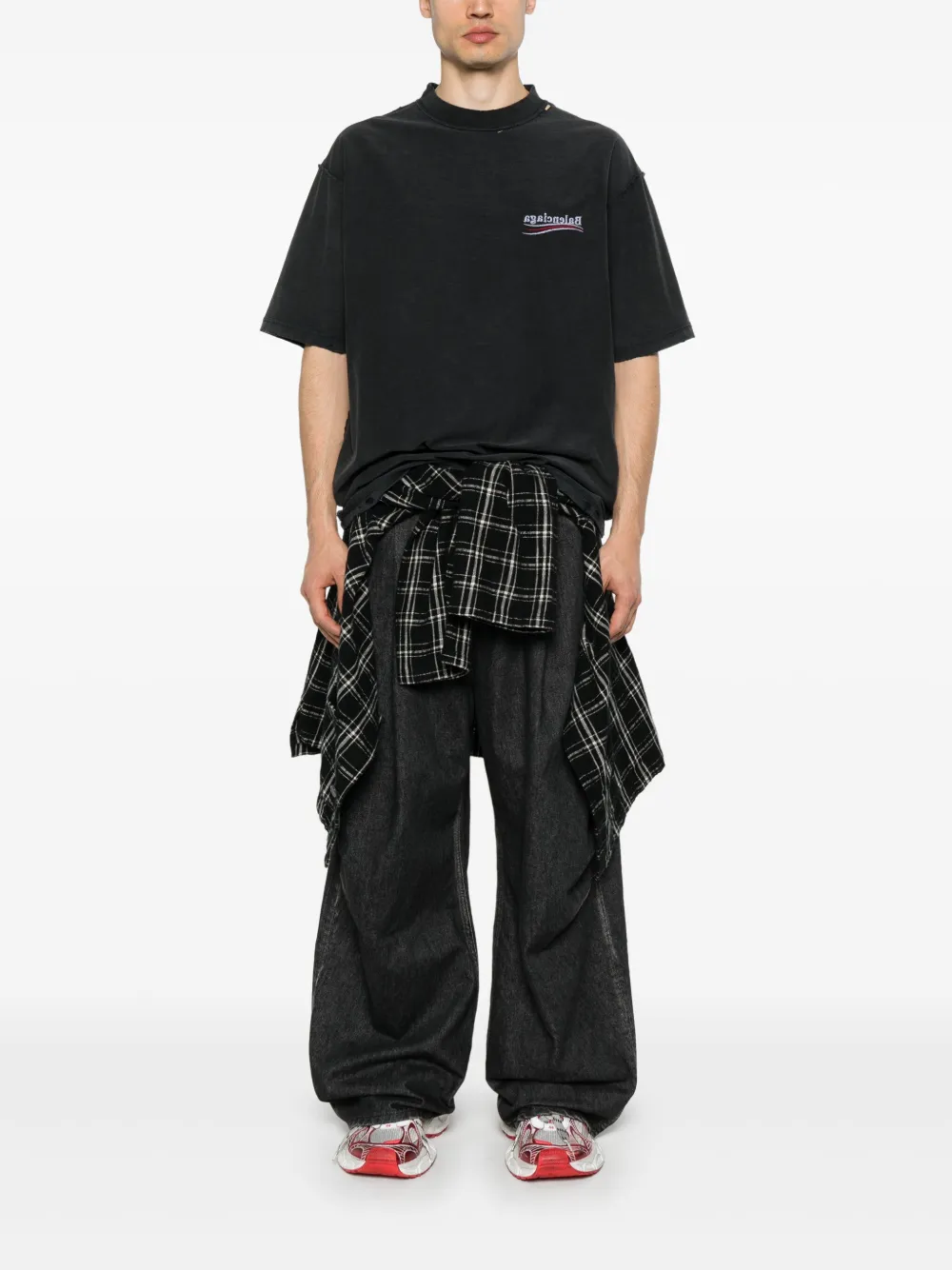 Balenciaga playera con logo bordado | Playeras y jerséis | Image 2
