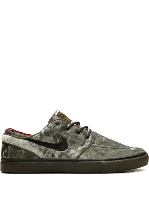 Nike SB Zoom Janoski OG+ SE "Medium Olive/Baroque Brown/Dark Team Red/Velvet Brown" sneakers