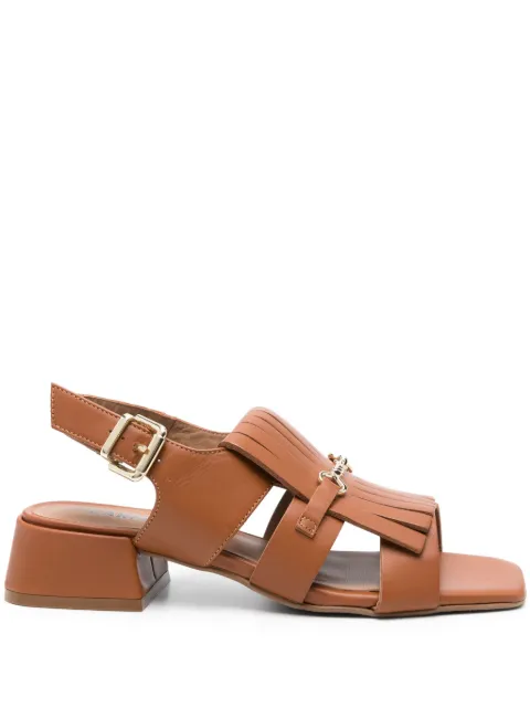 Carmens sandalias con detalle de borlas y tacón de 35mm