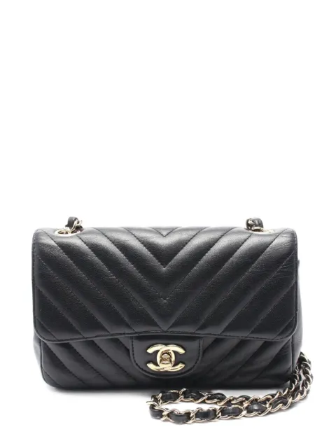CHANEL Pre-Owned 2019 V-stitch shoulder bag
