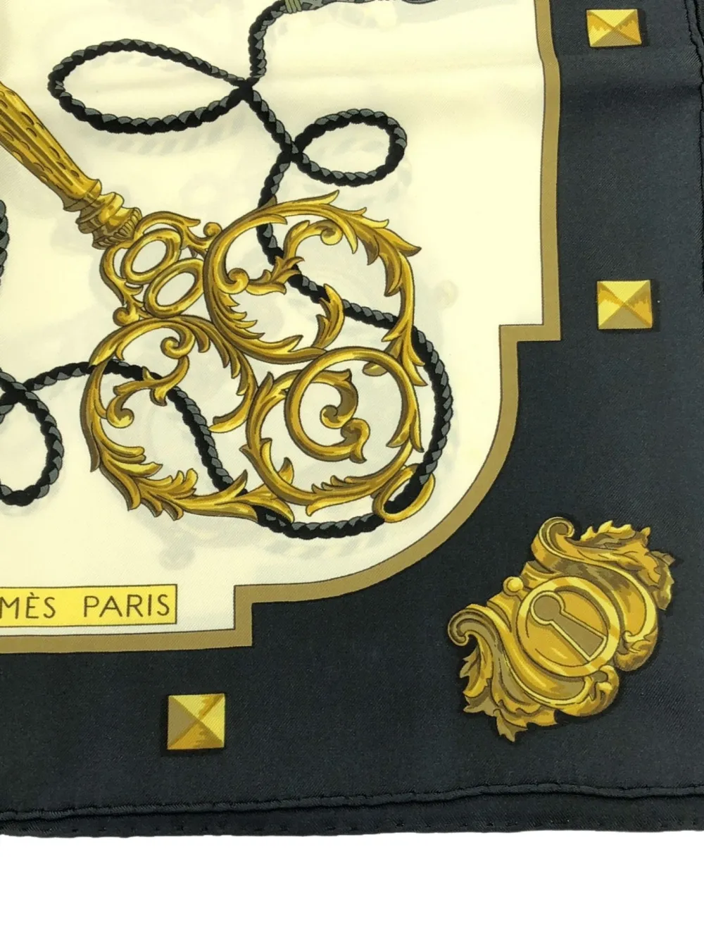 Hermès Pre-Owned mascada Les Clés 2000 | Image 2