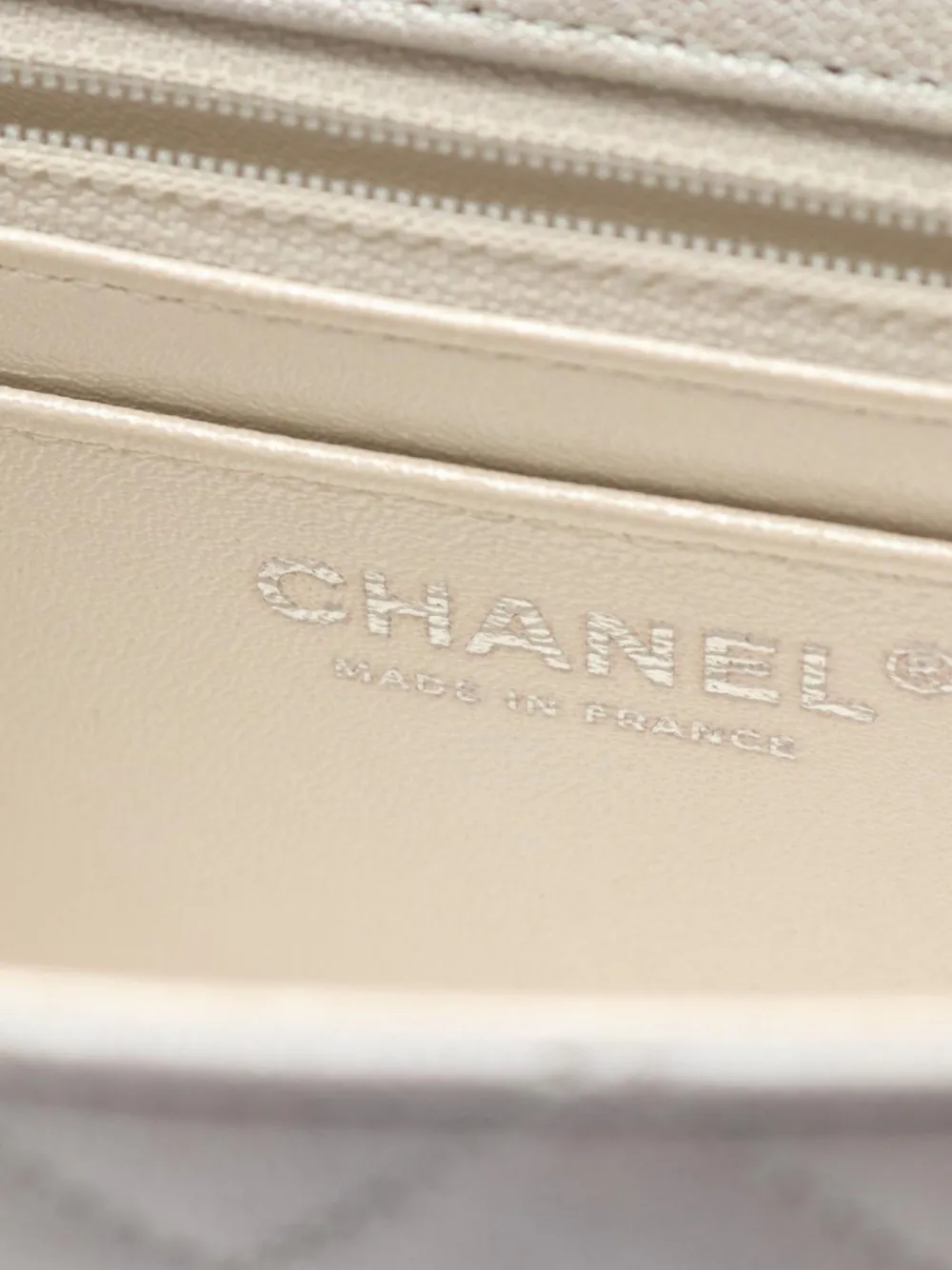 Pre-owned Chanel 2021s Mini Classic Flap Shoulder Bag In White