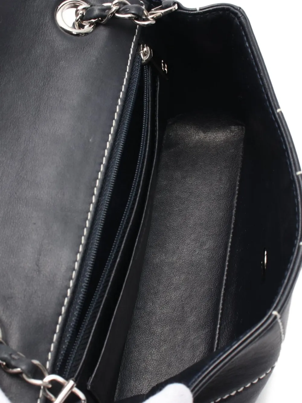 Pre-owned Chanel 2002-2003 Chocolate Bar Shoulder Bag In Black