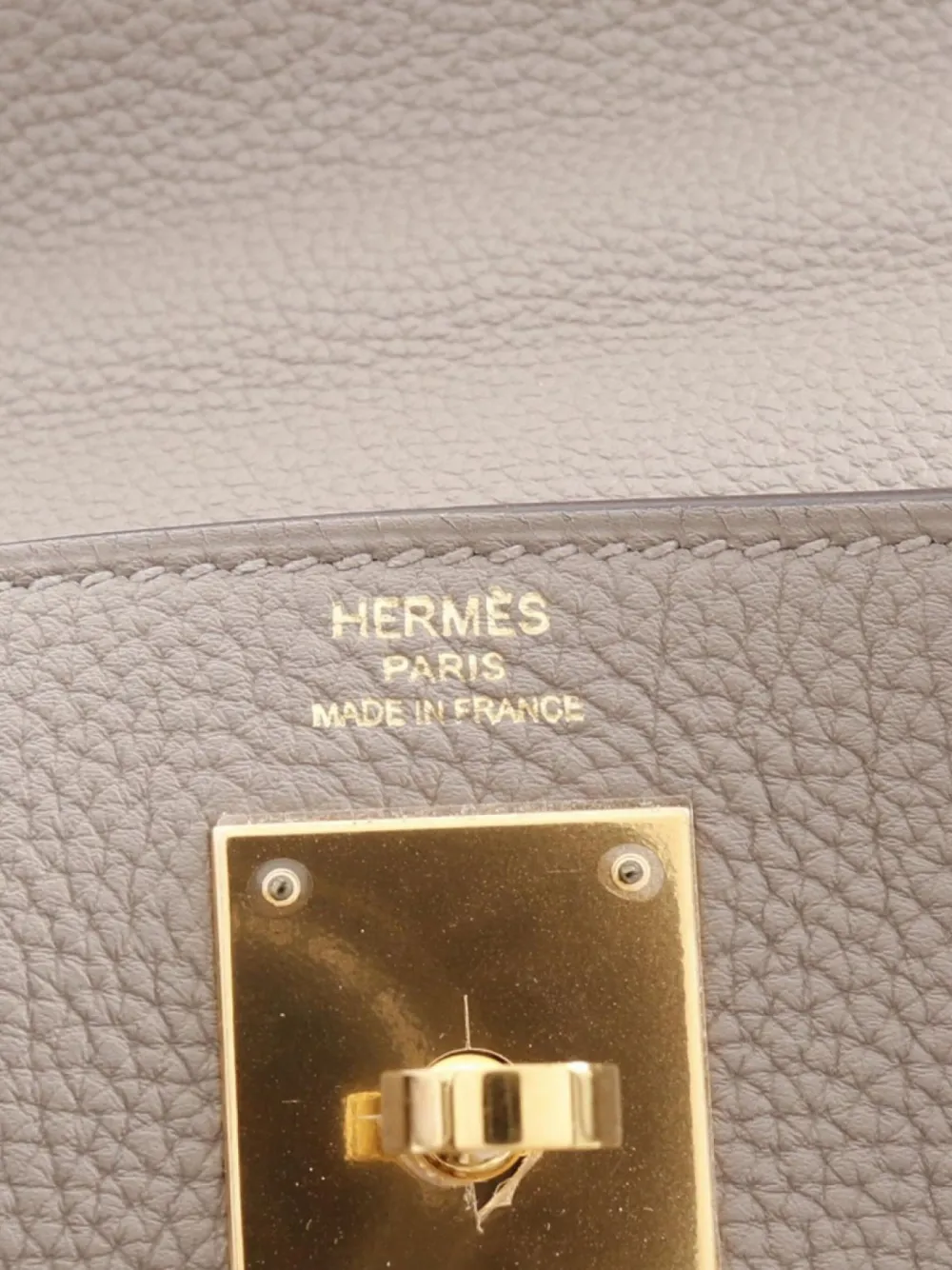 Pre-owned Hermes 2018 Kelly 28 Handbag In Grey