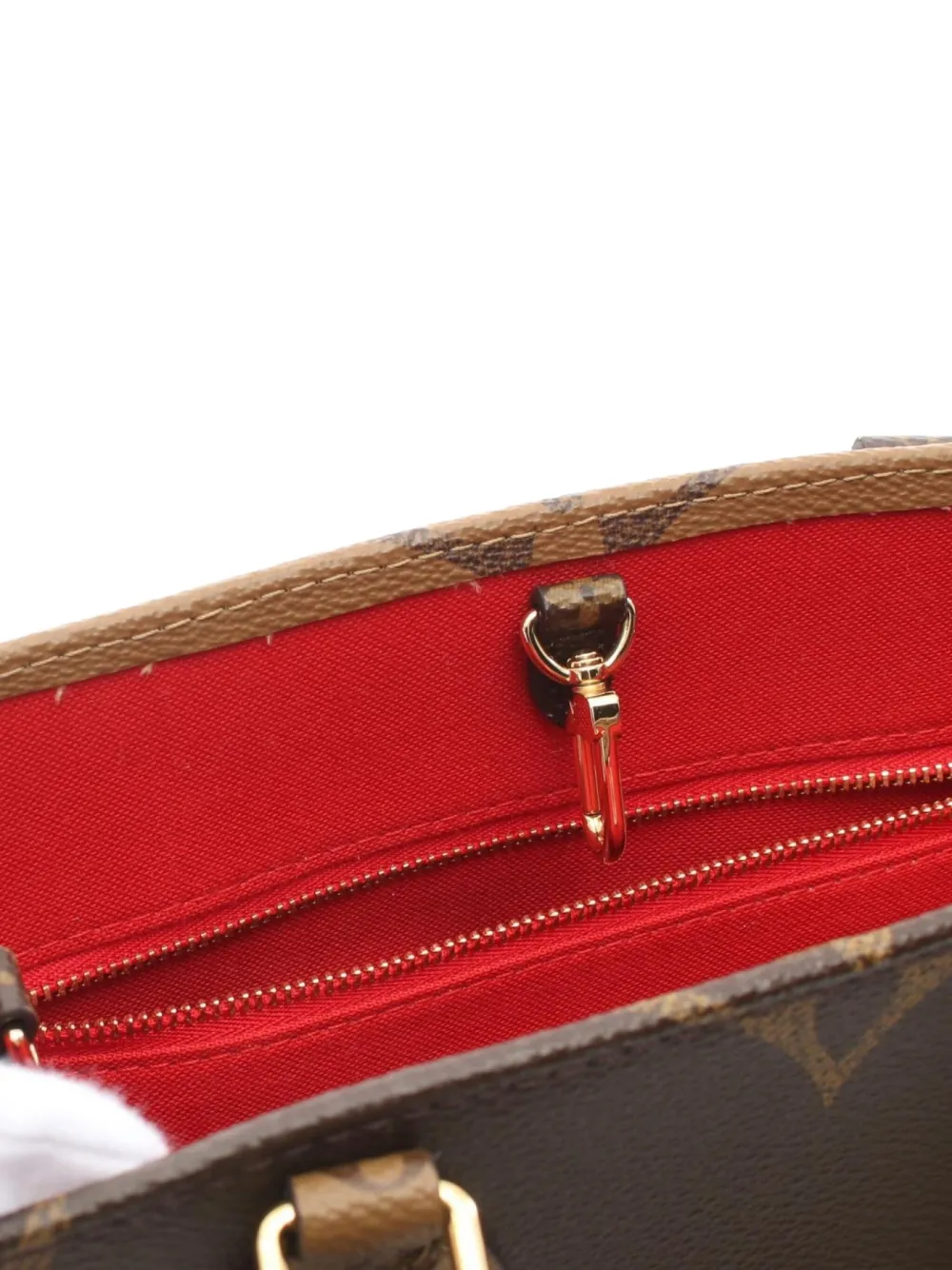 Pre-owned Louis Vuitton 2021 Onthego Pm Handbag In Brown