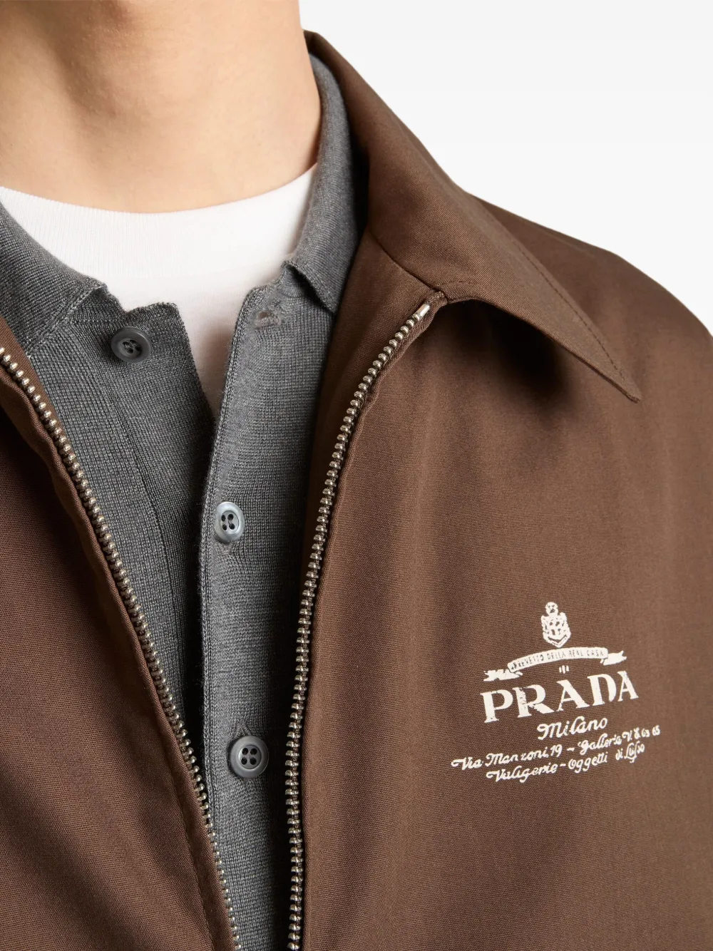 Prada Jack met geborduurd logo Bruin