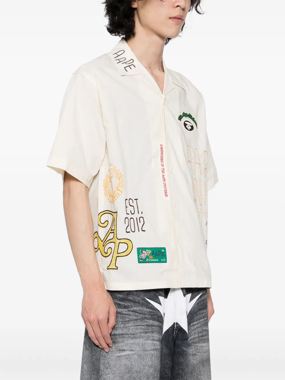 AAPE BY *A BATHING APE Overhemd met geborduurd logo Beige