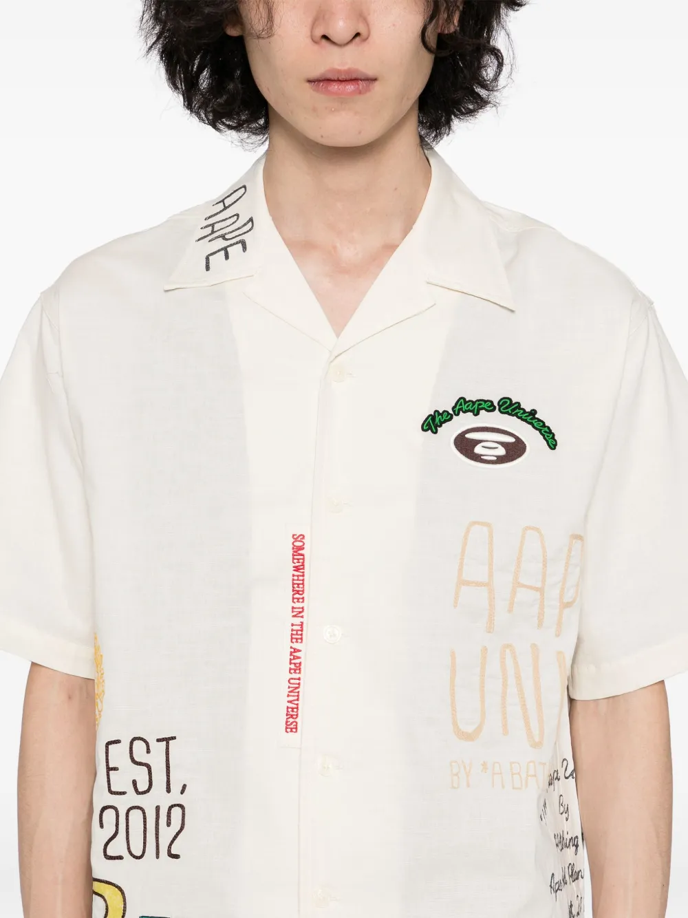 AAPE BY *A BATHING APE Overhemd met geborduurd logo Beige