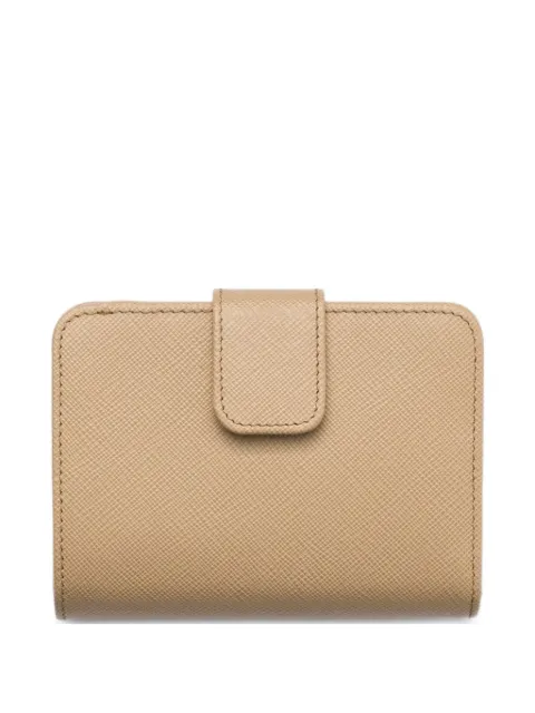 Prada cartera texturizada con cierre