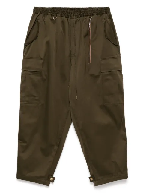 Mastermind World pantalones cargo con logo bordado