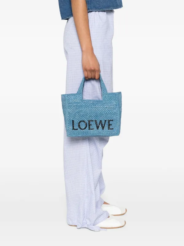 LOEWE ロエベ フォント トートバッグ S | ブルー | FARFETCH JP LOEWE ロエベ フォント トートバッグ S | ブルー | FARFETCH JP